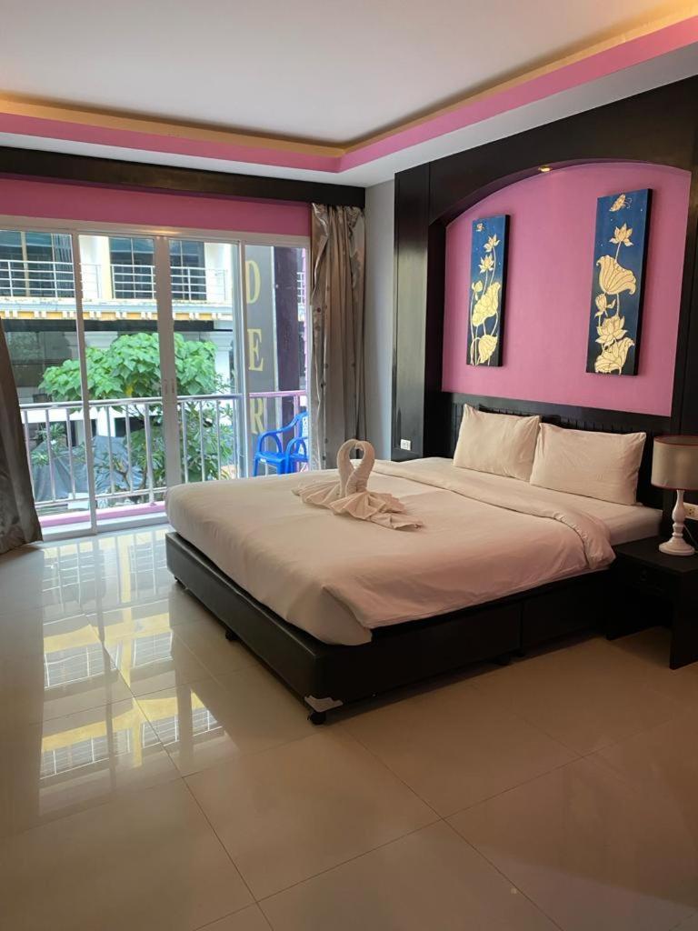 Lavender Hotell 3*