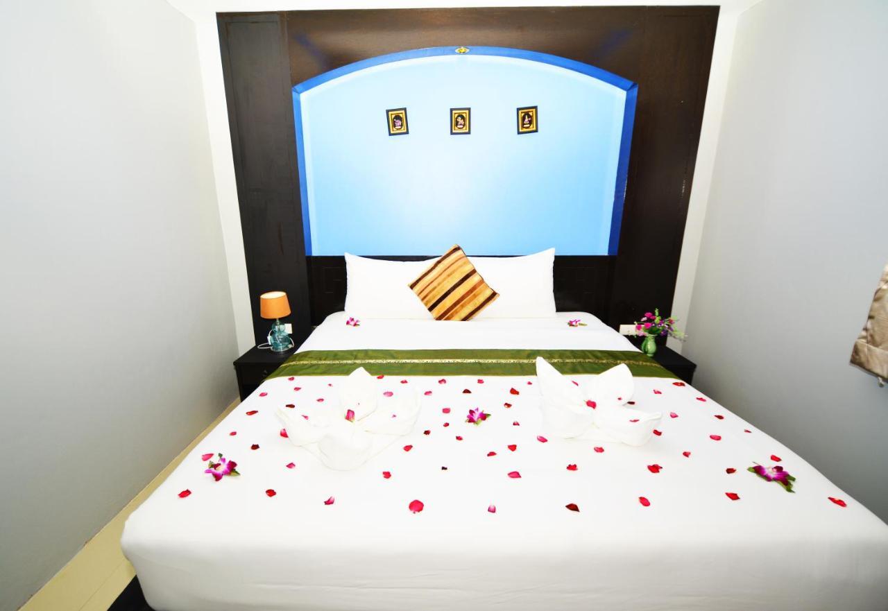 Lavender Hotell 3*
